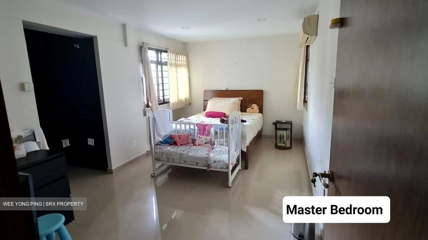 Blk 607 Jurong West Street 65 (Jurong West), HDB Executive #631478481